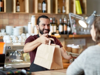 04_restaurace_592298078-768x512