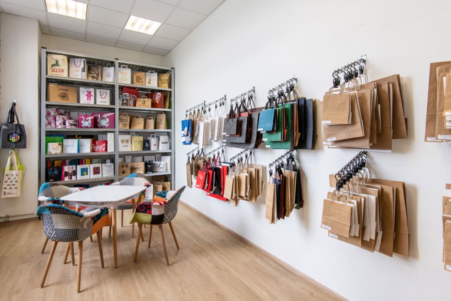 Showroom papírových tašek